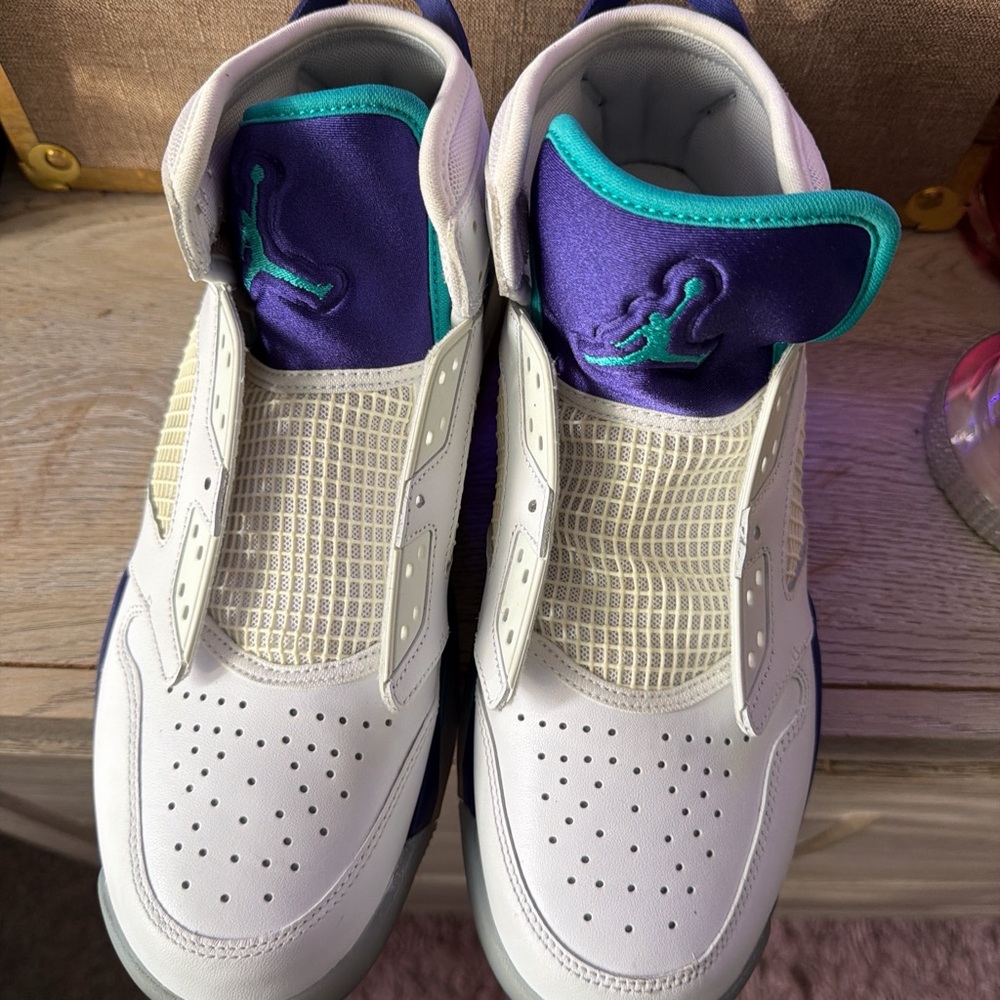 Nike Air Jordan Mars 270 Grape Sneakers - Picture 6 of 7